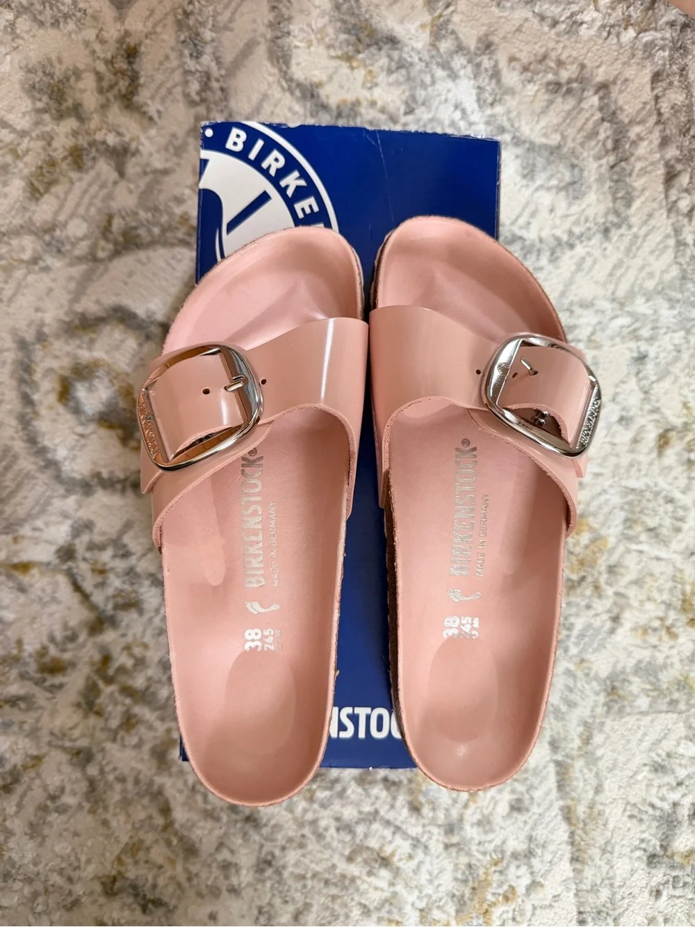 Birkenstock Single Buckle Slide Sandal in Light Pink
